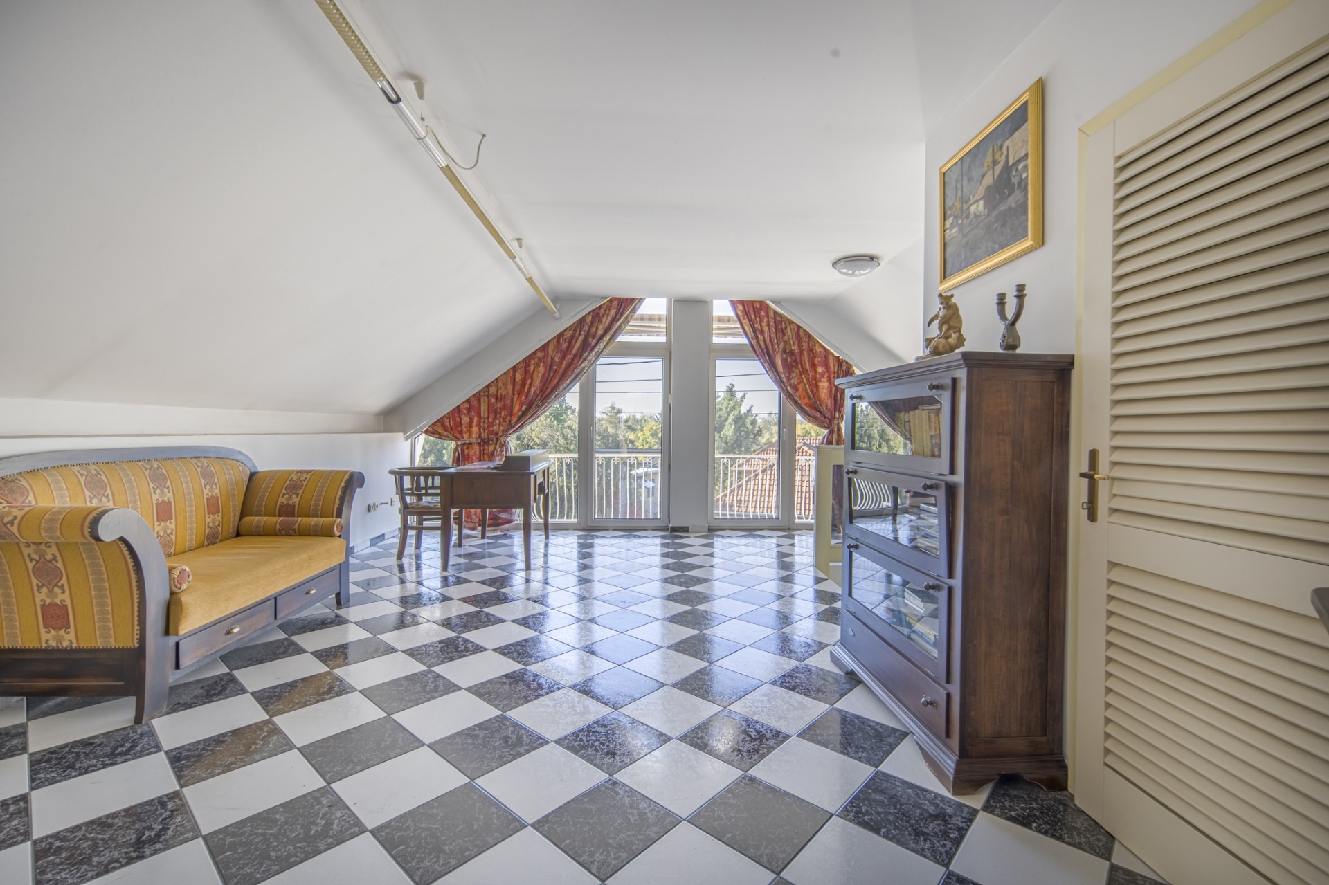 ingatlan-1761413573_9